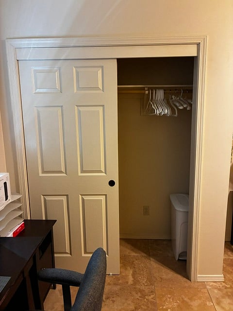 Furnished Finder property 1044283_1 photo 13