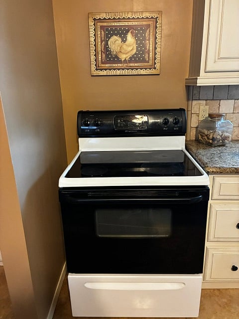 Furnished Finder property 1044283_1 photo 10