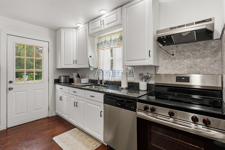 Furnished Finder property 1044290_1 photo 22