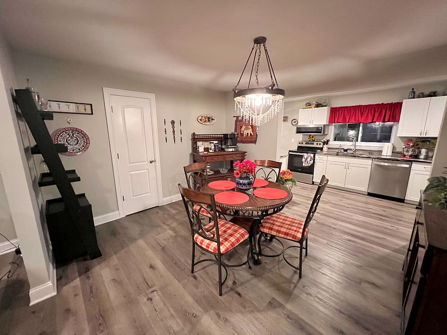 Furnished Finder property 1044307_1 photo 12