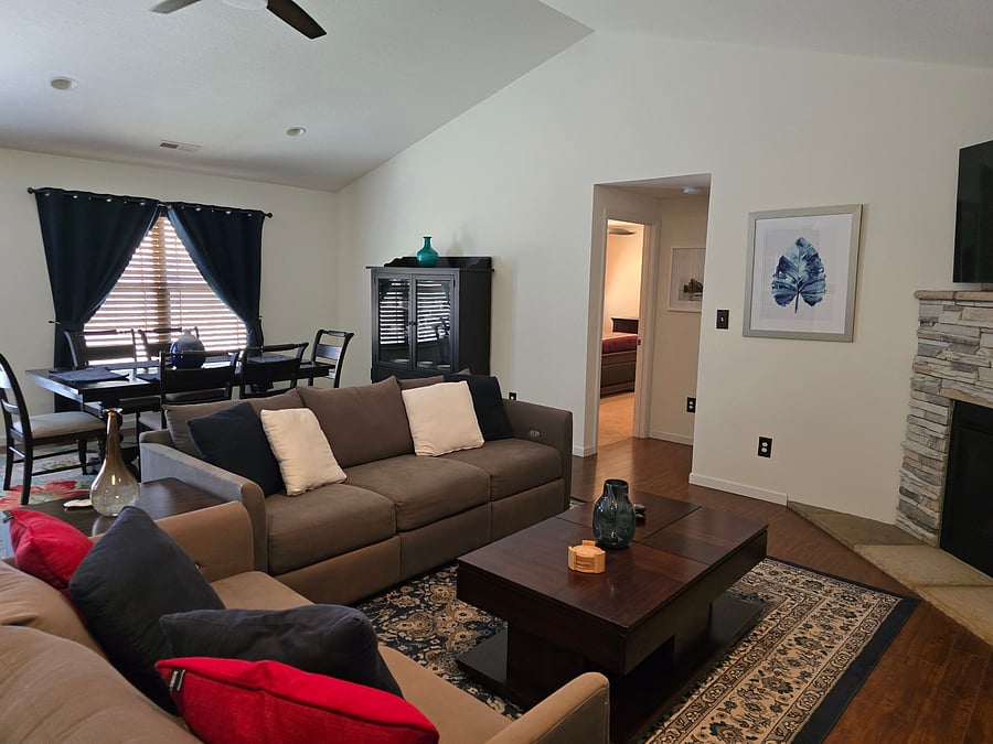 Furnished Finder property 1044310_1 photo 10
