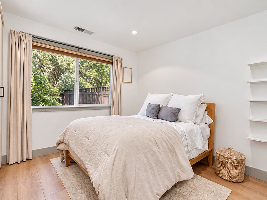 Guess bedroom