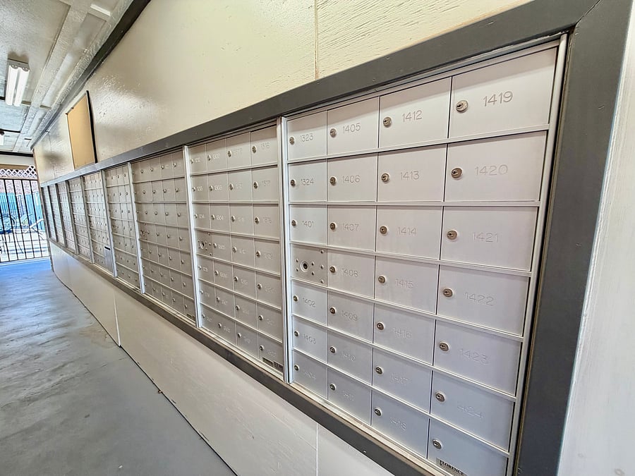 Mail Box.