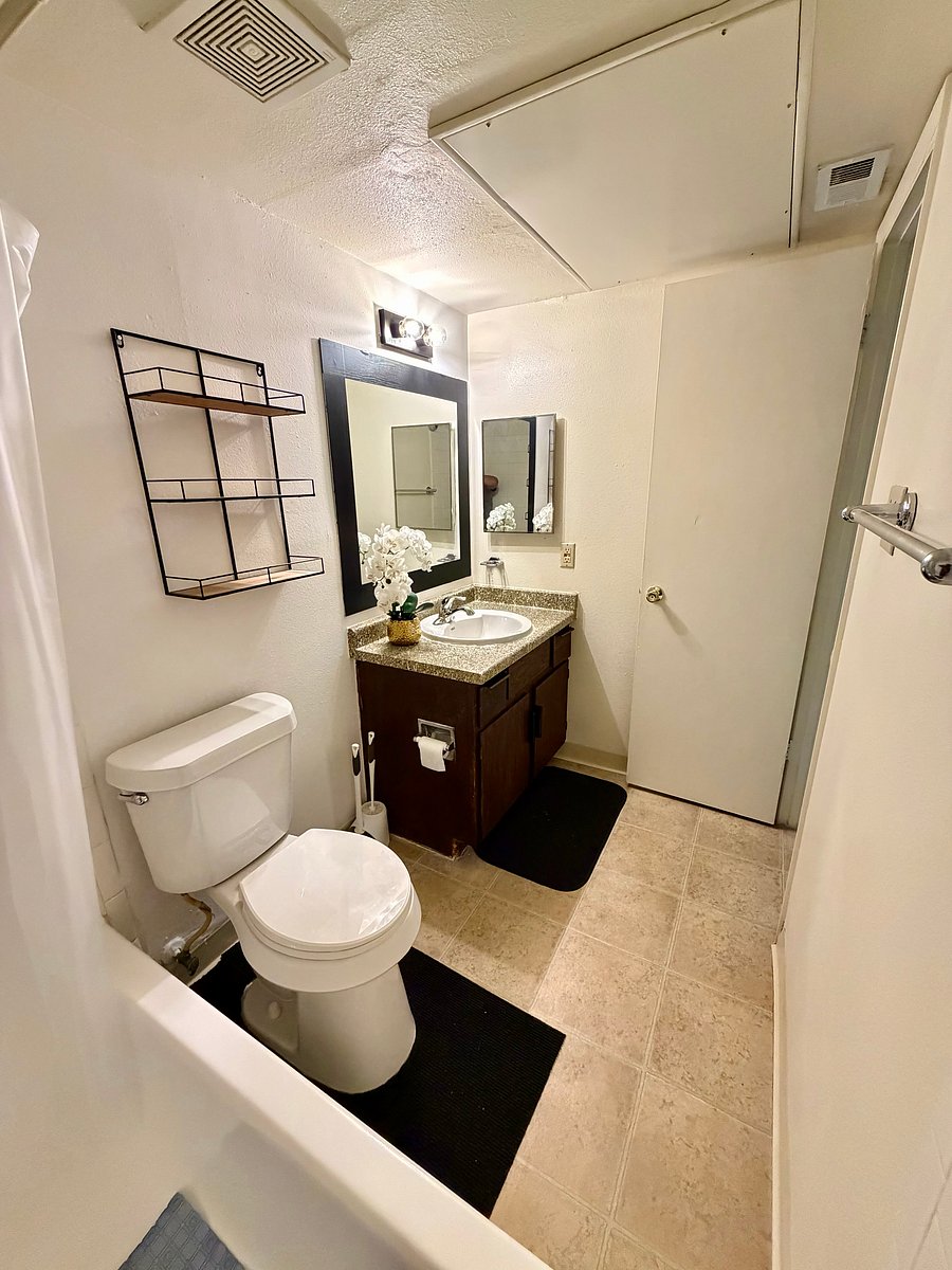 New Toilet Bowl and Sink Installed!. Hot & Cold shower with Bathtub.
