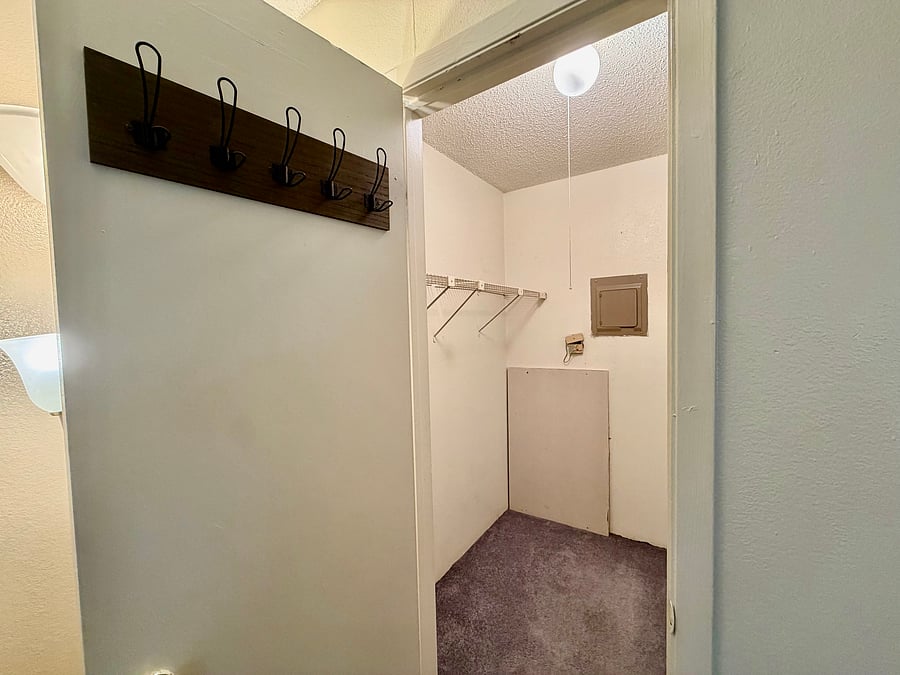 Furnished Finder property 1044357_1 photo 9