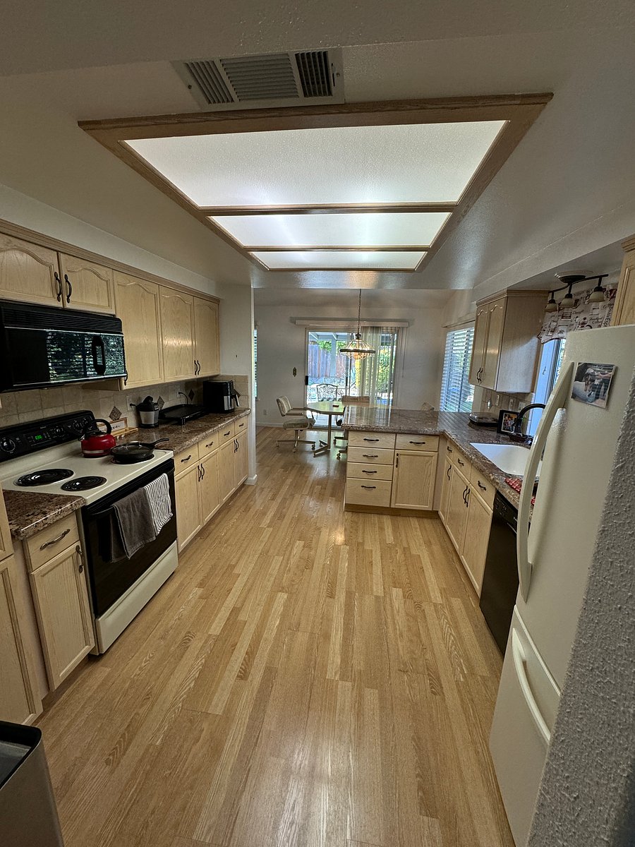 Furnished Finder property 1044377_1 photo 4