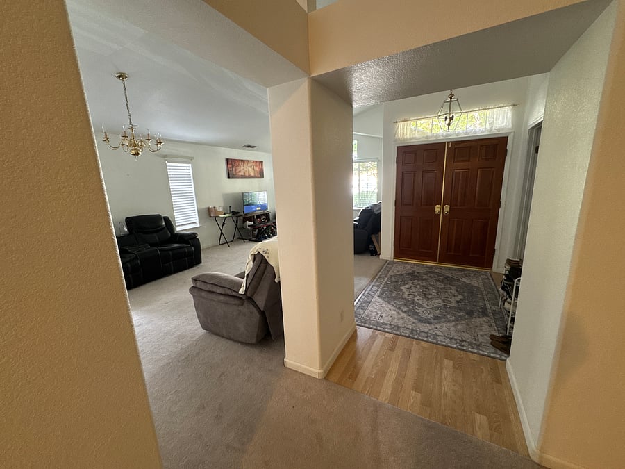 Furnished Finder property 1044377_1 photo 3