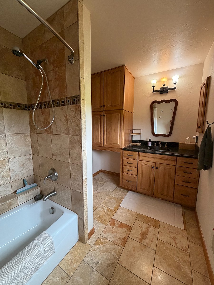 Furnished Finder property 1044378_1 photo 10