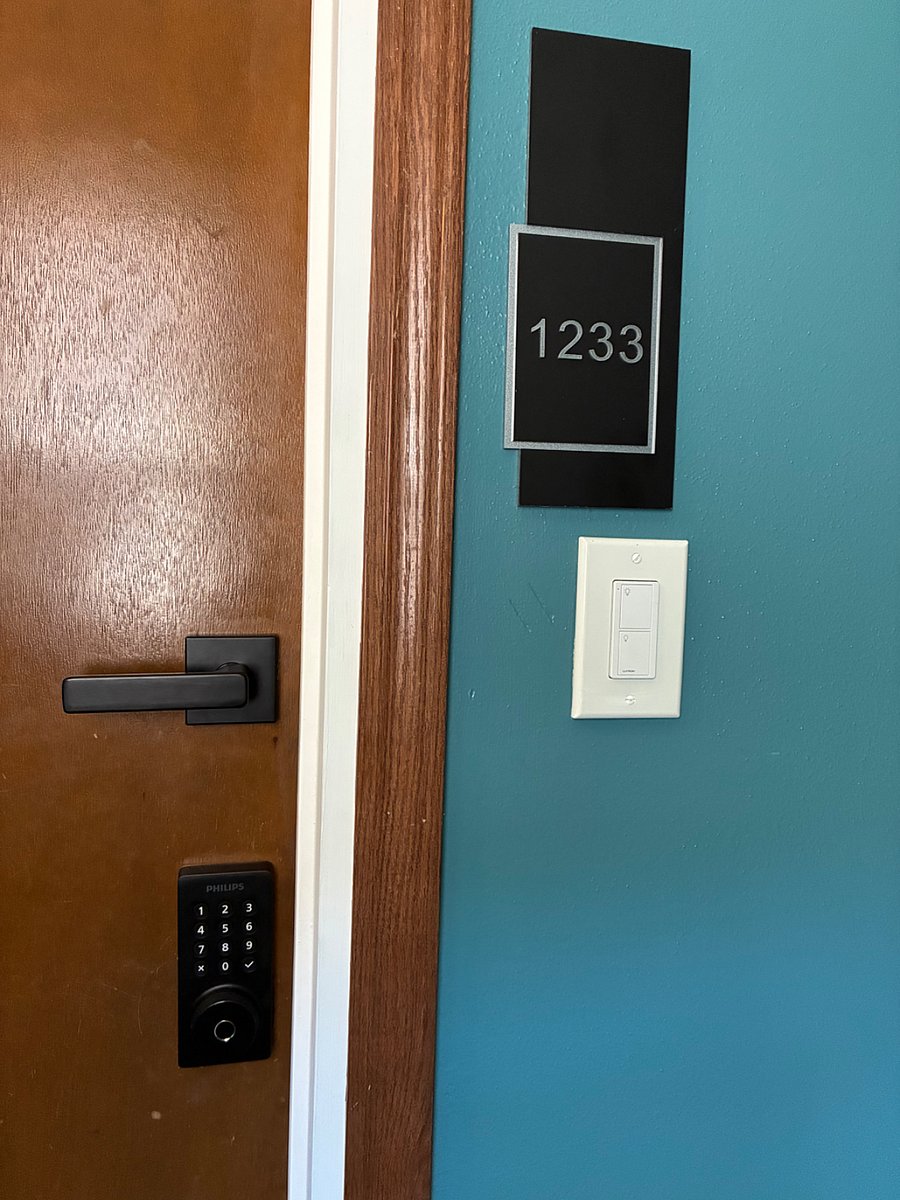 Front dooor. Smart lock