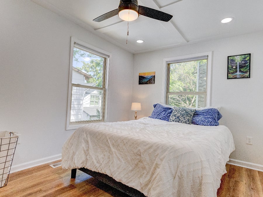 Master BedroomGues