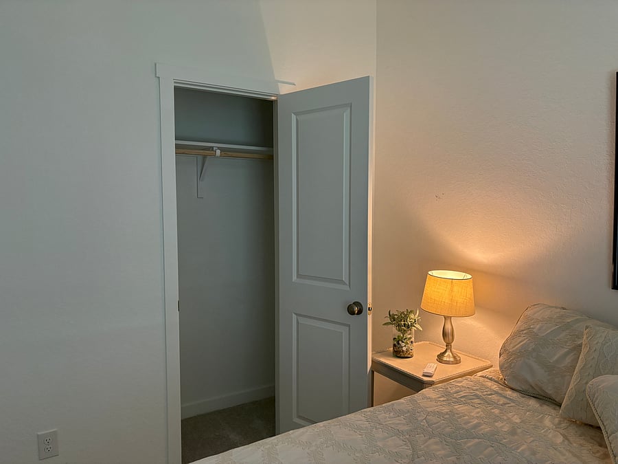 Furnished Finder property 1044398_1 photo 3