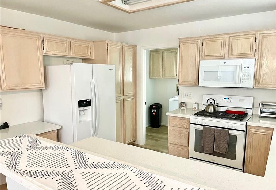 Furnished Finder property 1044418_1 photo 10