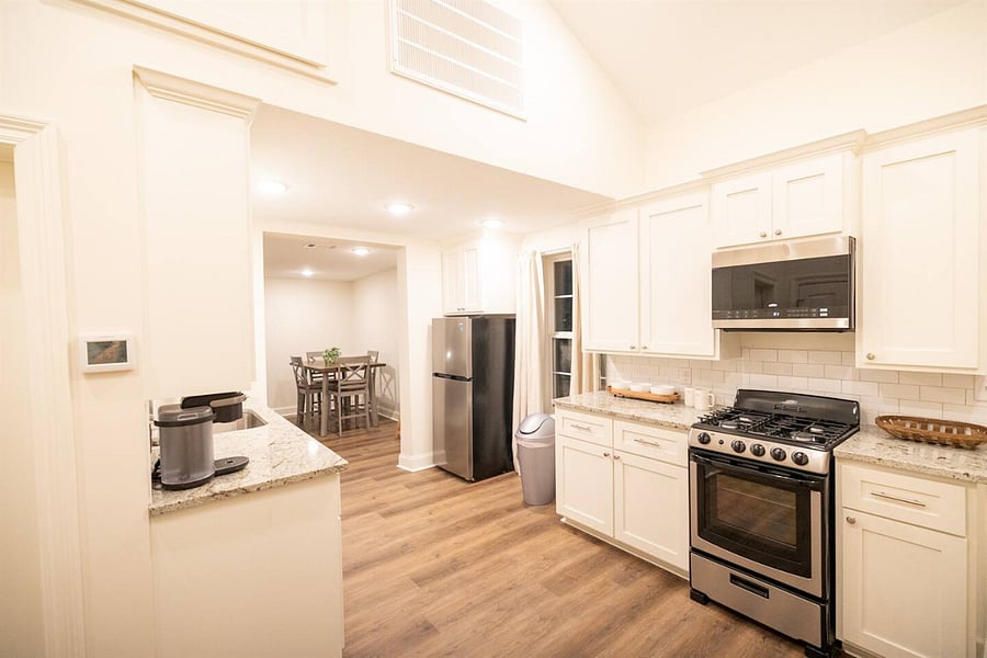 Furnished Finder property 1044431_1 photo 4