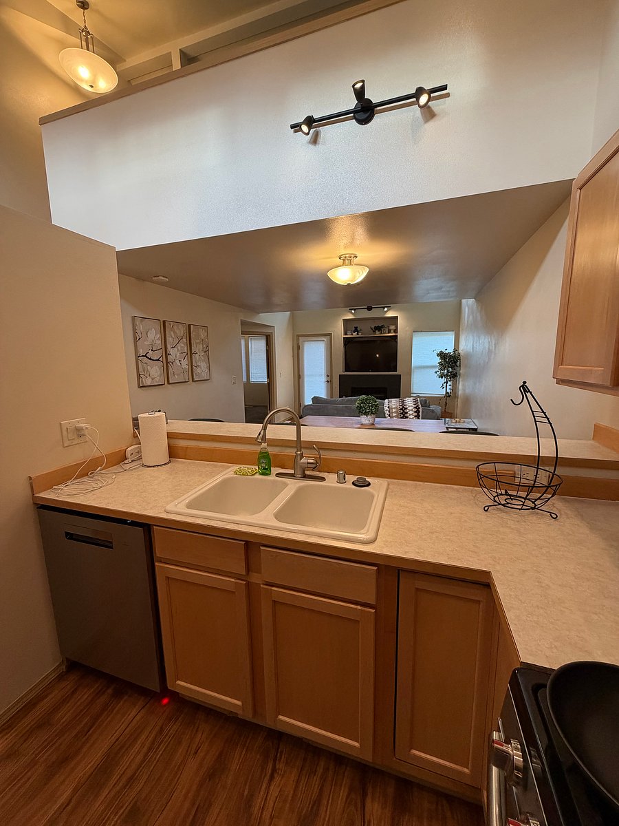Furnished Finder property 1044439_1 photo 6