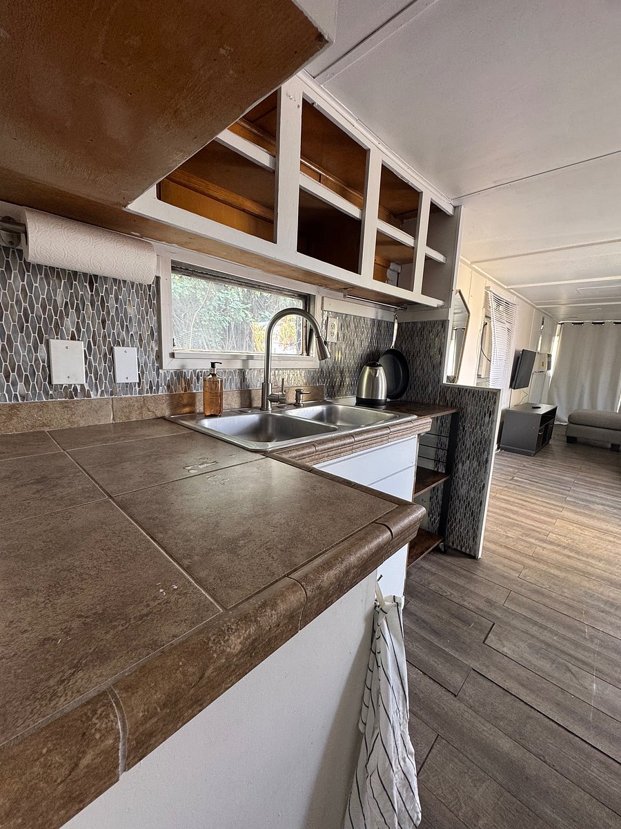 Furnished Finder property 1044449_1 photo 7