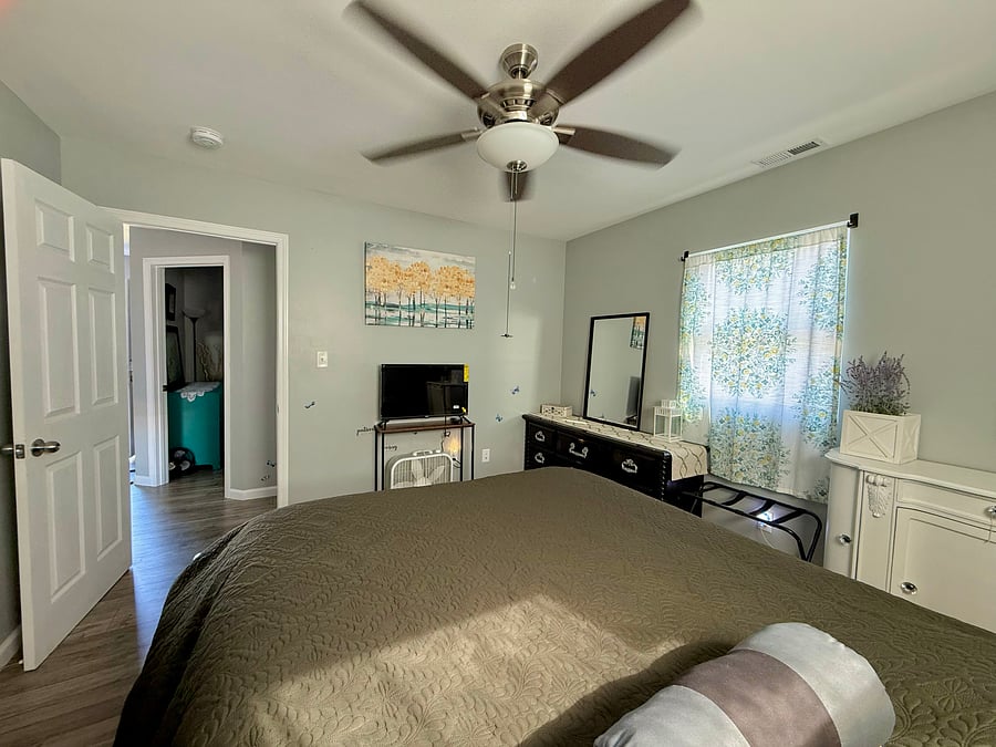 Furnished Finder property 1044452_1 photo 14