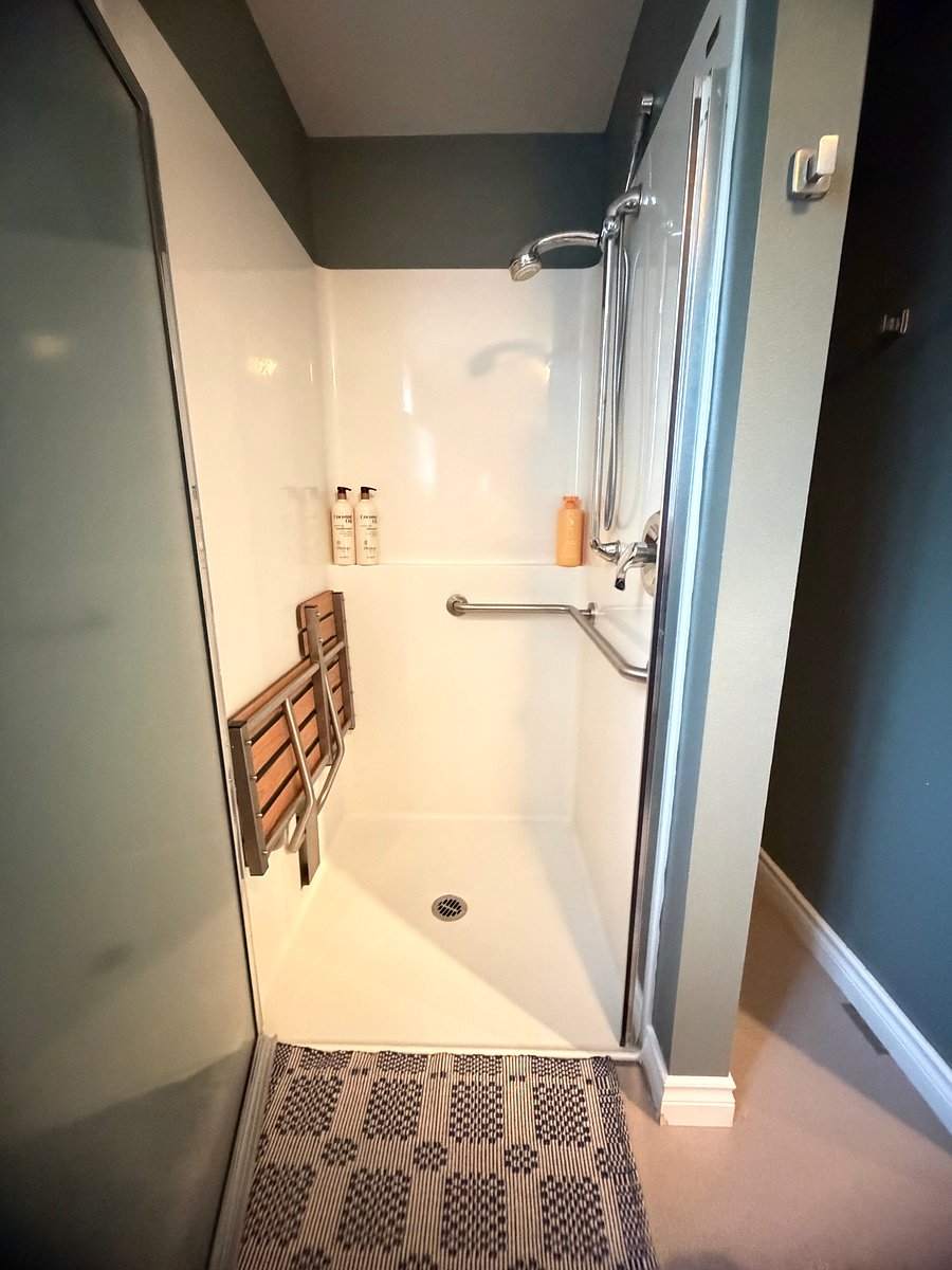 Furnished Finder property 1044470_1 photo 12