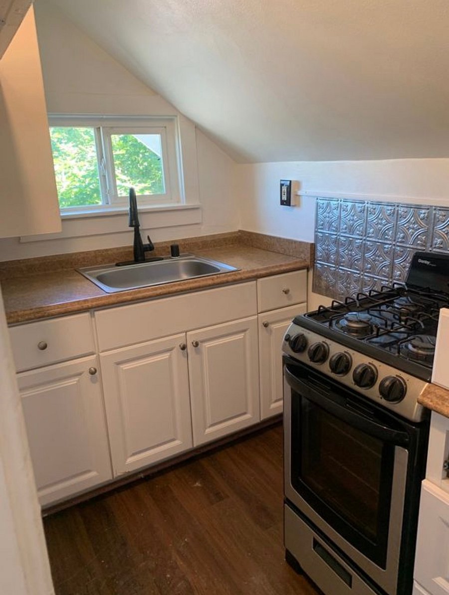 Furnished Finder property 1044476_1 photo 9