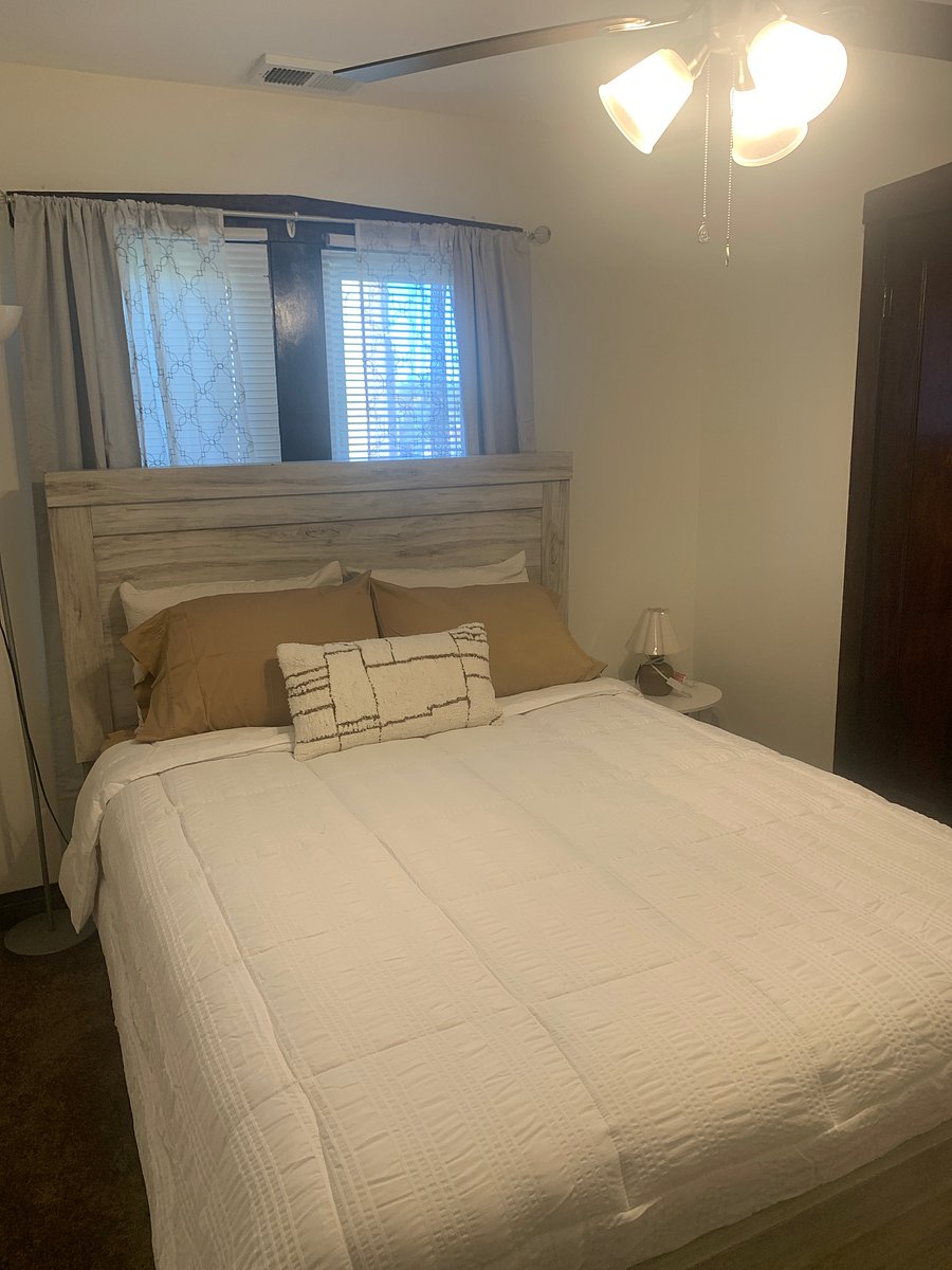 Bedroom 1 located near bathroom with queen size mattress, nice walk in closets and 32 inch TV in room.
