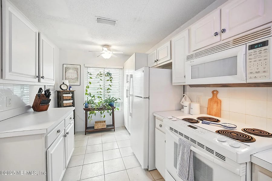 Furnished Finder property 1044538_1 photo 8
