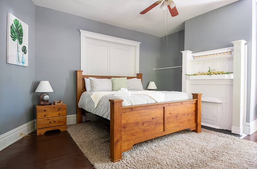 You can unwind in the queen bed with plush bedding and soft lighting that creates a calm, relaxing space after a day out. If you have any questions, we're always happy to help.