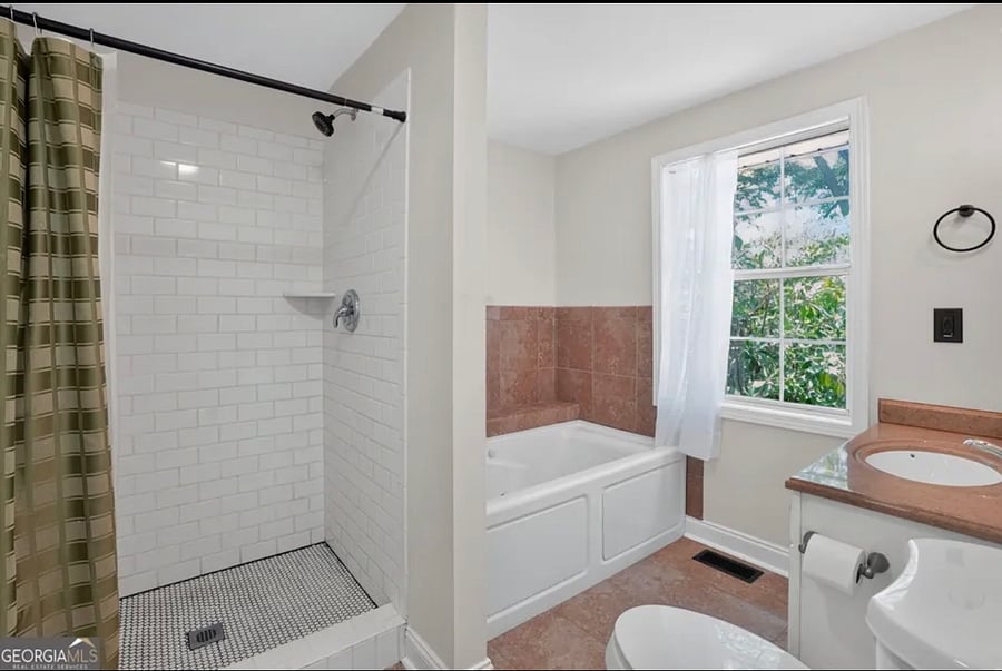 Furnished Finder property 1044561_1 photo 15