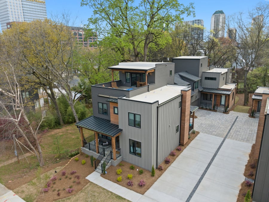 Exterior Front Property View