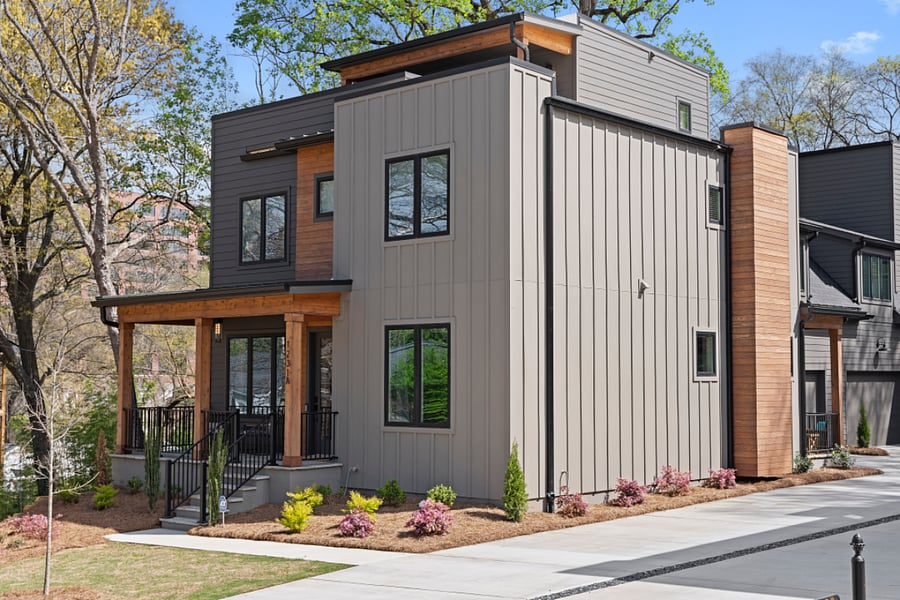 Exterior Front/Side View