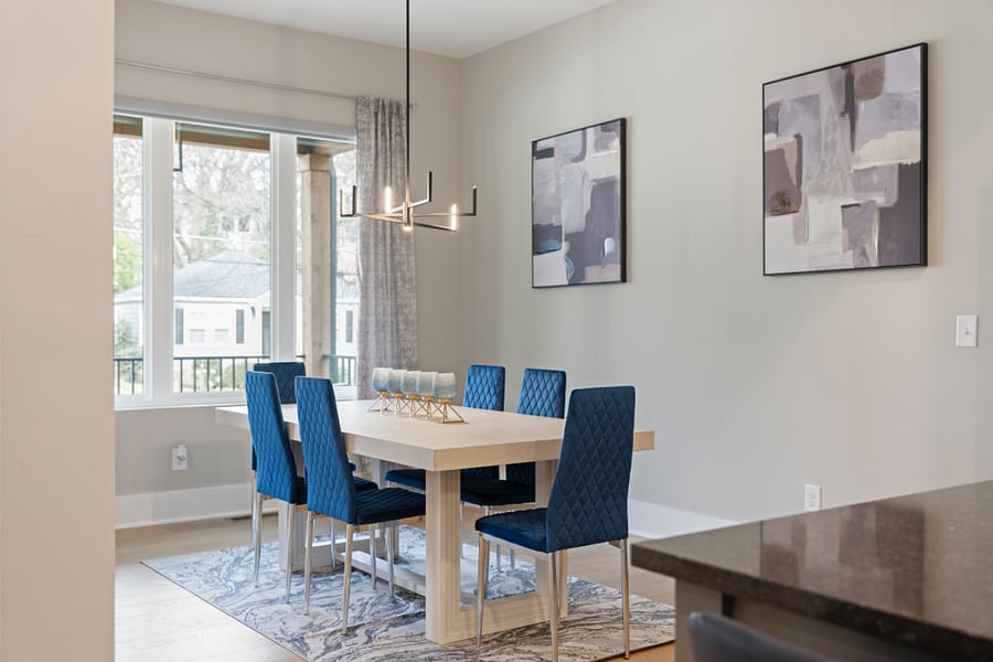 Dining Area (Air conditioning, Heating, Dining table)