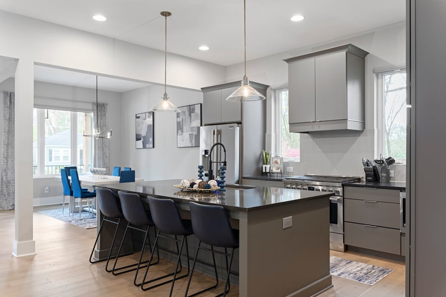 Full Kitchen (Baking sheet, Coffee, Coffee maker, Cooking basics, Dishes and silverware, Dishwasher, Freezer, Hot water kettle, Microwave, Oven, Refrigerator, Stove, Toaster, Trash compactor, Wine glasses)