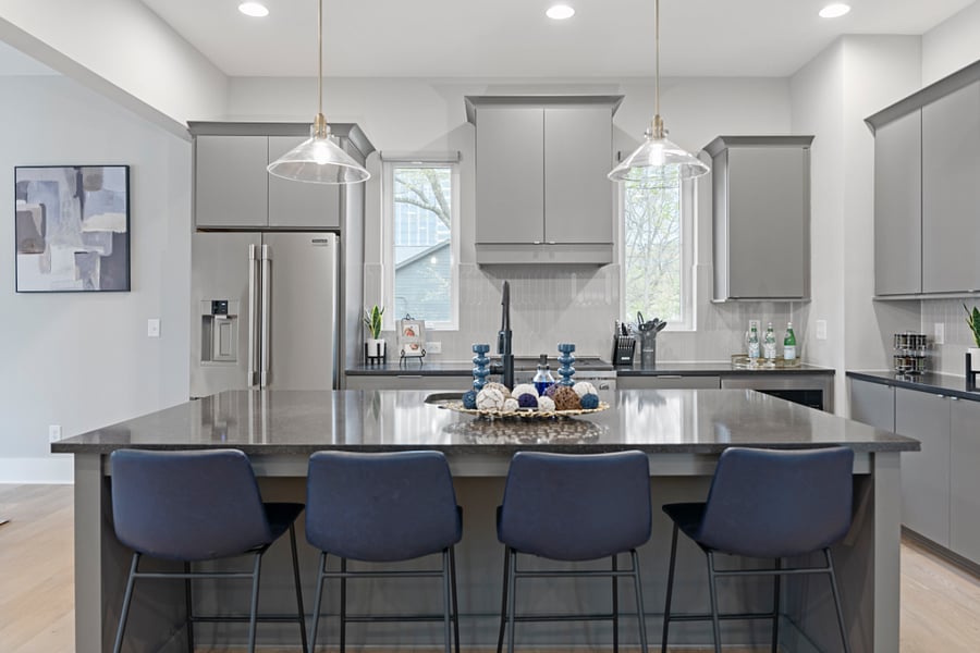 Full Kitchen (Baking sheet, Coffee, Coffee maker, Cooking basics, Dishes and silverware, Dishwasher, Freezer, Hot water kettle, Microwave, Oven, Refrigerator, Stove, Toaster, Trash compactor, Wine glasses)