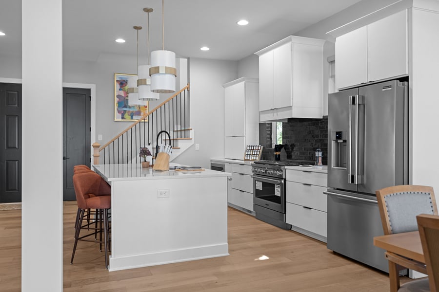 Full Kitchen (Baking sheet, Coffee, Coffee maker, Cooking basics, Dishes and silverware, Dishwasher, Freezer, Hot water kettle, Microwave, Oven, Refrigerator, Stove, Toaster, Trash compactor, Wine glasses)