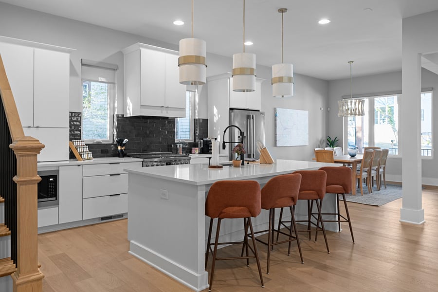 Full Kitchen (Baking sheet, Coffee, Coffee maker, Cooking basics, Dishes and silverware, Dishwasher, Freezer, Hot water kettle, Microwave, Oven, Refrigerator, Stove, Toaster, Trash compactor, Wine glasses)
