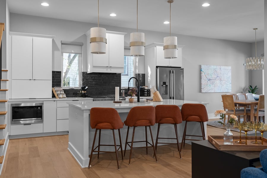 Full Kitchen (Baking sheet, Coffee, Coffee maker, Cooking basics, Dishes and silverware, Dishwasher, Freezer, Hot water kettle, Microwave, Oven, Refrigerator, Stove, Toaster, Trash compactor, Wine glasses)