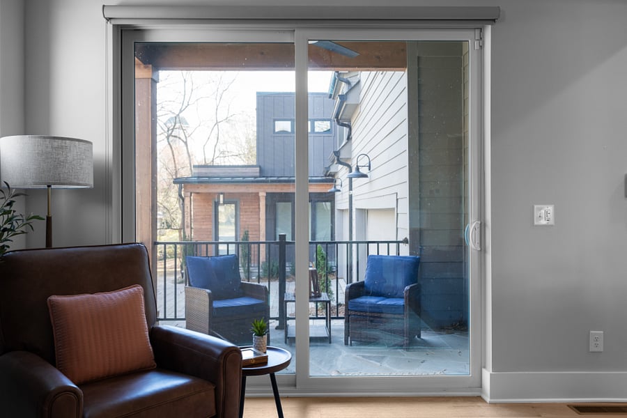 Living Room (2 couches, Air conditioning, Indoor fireplace, and TV)
Balcony - Outdoor Furniture