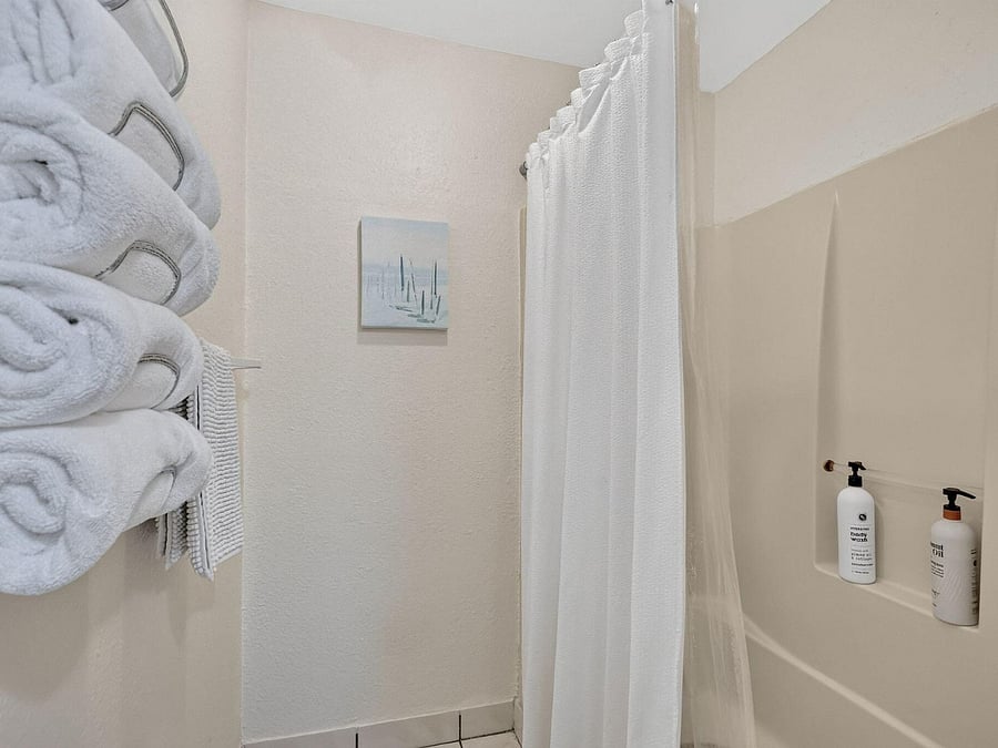 1/1 Bathroom