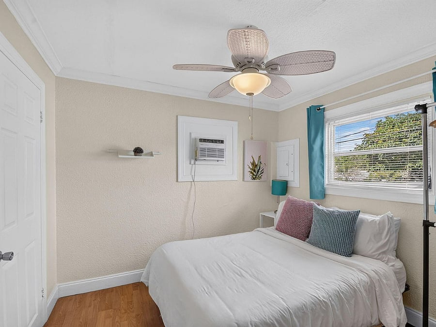 2/1 Bedroom