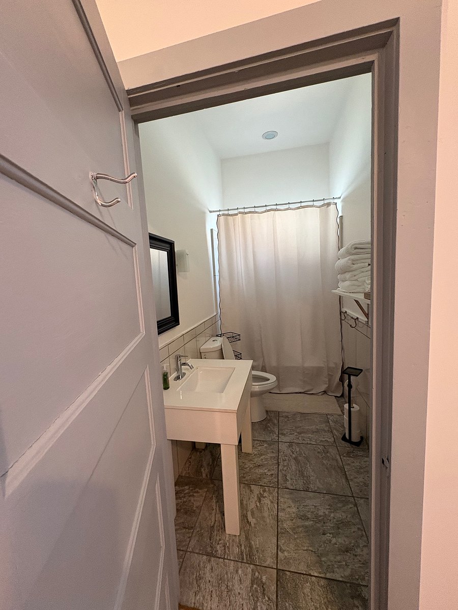 Furnished Finder property 1044595_1 photo 11