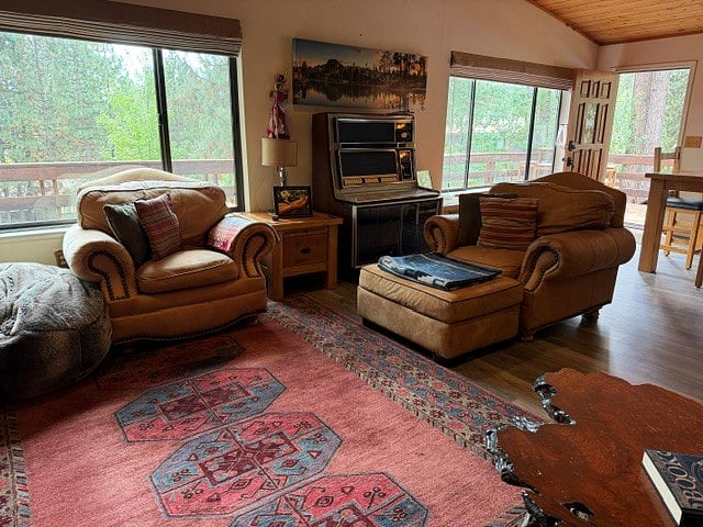 Furnished Finder property 1044635_1 photo 3