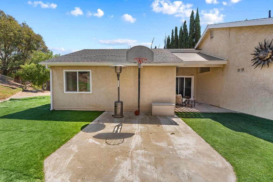 basketball hoop
