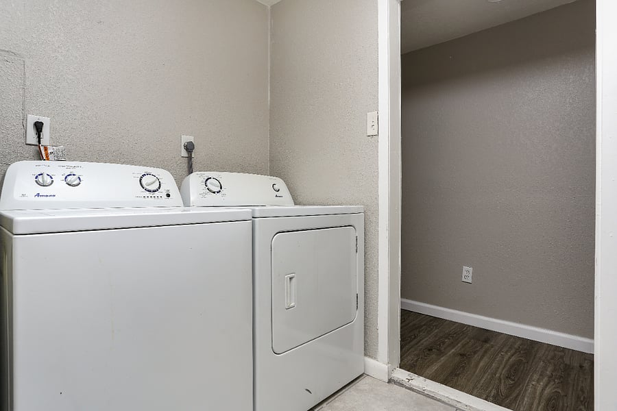 Furnished Finder property 1044649_1 photo 8