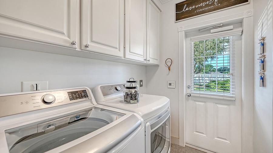 Furnished Finder property 1044738_1 photo 29
