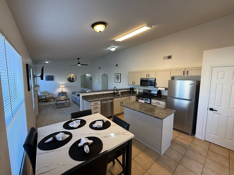Furnished Finder property 1044760_1 photo 3