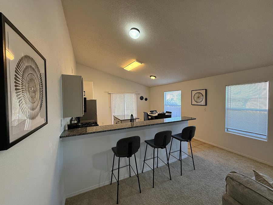Furnished Finder property 1044760_1 photo 7