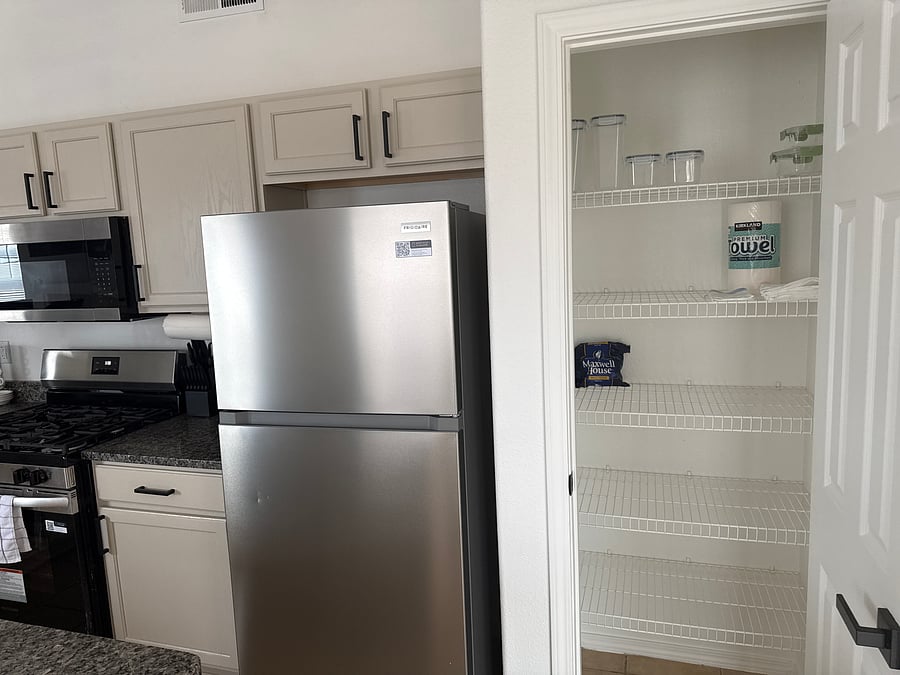 Furnished Finder property 1044760_1 photo 16
