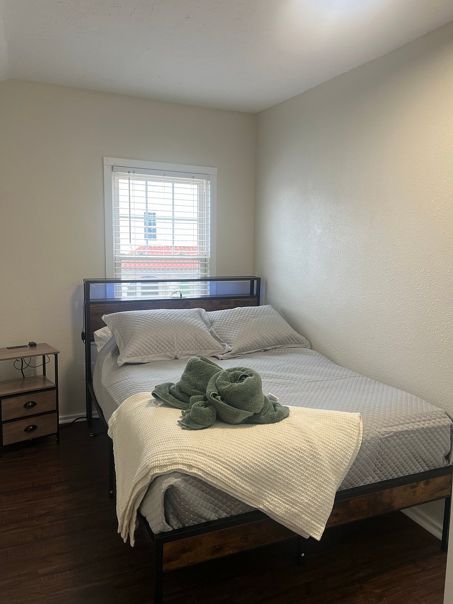Furnished Finder property 1044779_1 photo 9