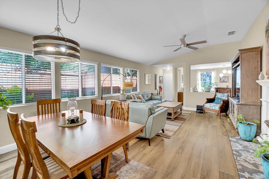 Furnished Finder property 1044781_1 photo 9