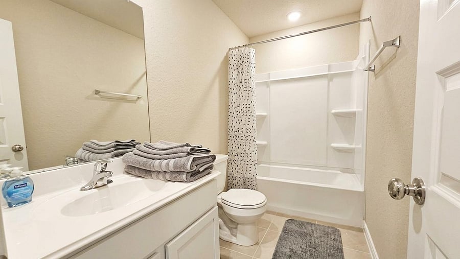 Furnished Finder property 1044782_1 photo 11