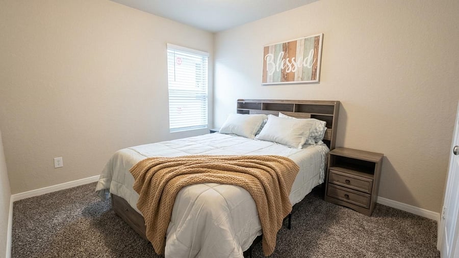 Furnished Finder property 1044782_1 photo 7