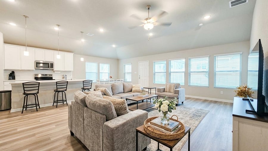 Furnished Finder property 1044782_1 photo 1